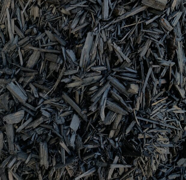 BLACK DYED MULCH