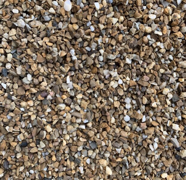 GOLDEN BEACH, PEBBLES